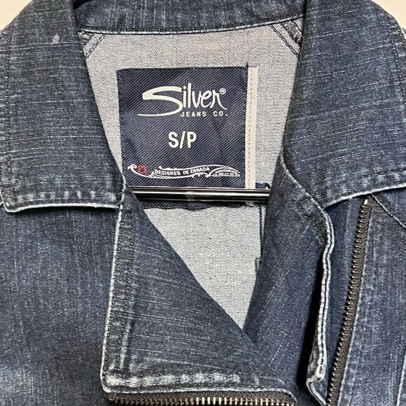 NWT Silver Jeans Denim Assymetrical Zip Two Tone Moto Jean Jacket Womens S - Picture 3 of 7
